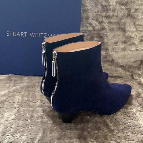 stuart weitzman pyramid bootie